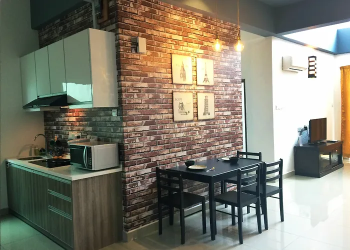 Peakpoint Majestic Homestay
